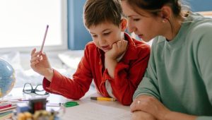engajar pais no ensino